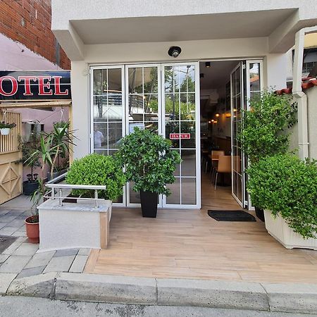 Hotel La Villa Tirana Eksteriør billede