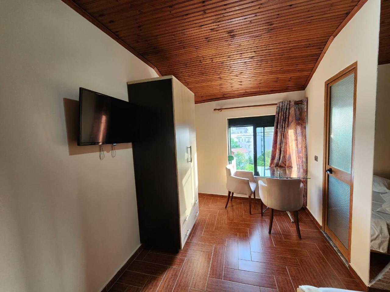 Hotel La Villa Tirana Eksteriør billede