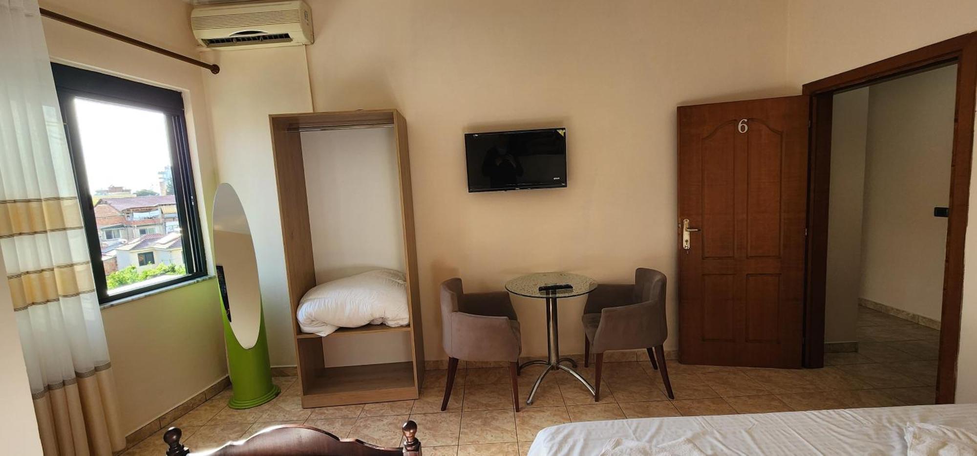 Hotel La Villa Tirana Eksteriør billede