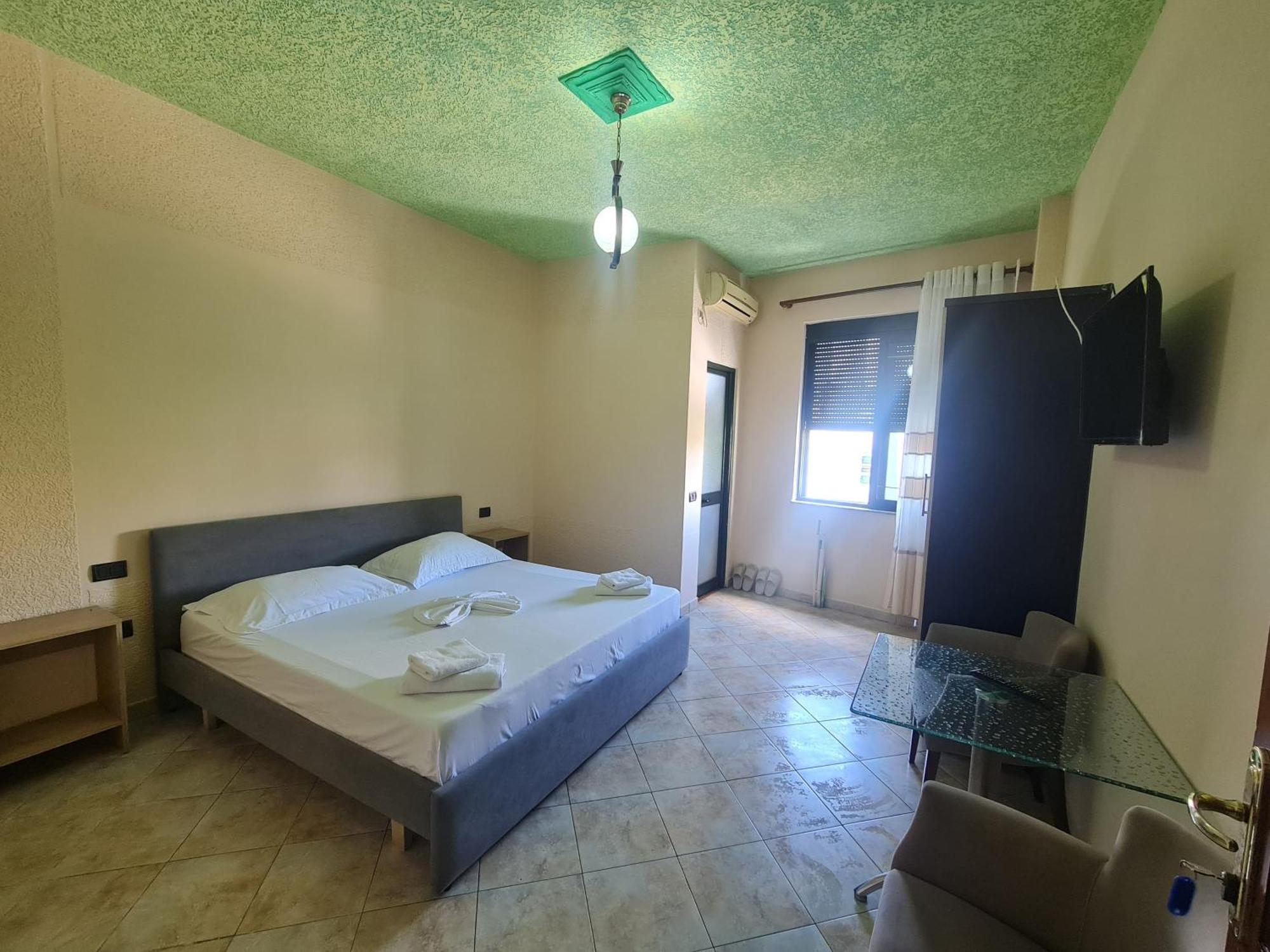 Hotel La Villa Tirana Eksteriør billede